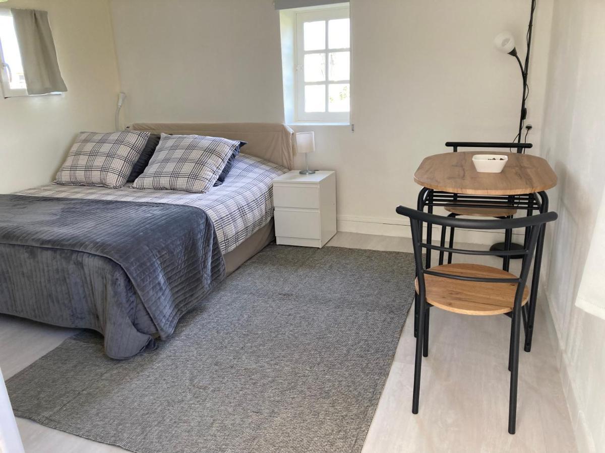 Вілла Tiny House Du Haras Cour Lozey Sainte-Marguerite-des-Loges Екстер'єр фото