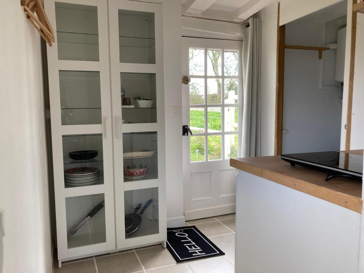 Вілла Tiny House Du Haras Cour Lozey Sainte-Marguerite-des-Loges Екстер'єр фото
